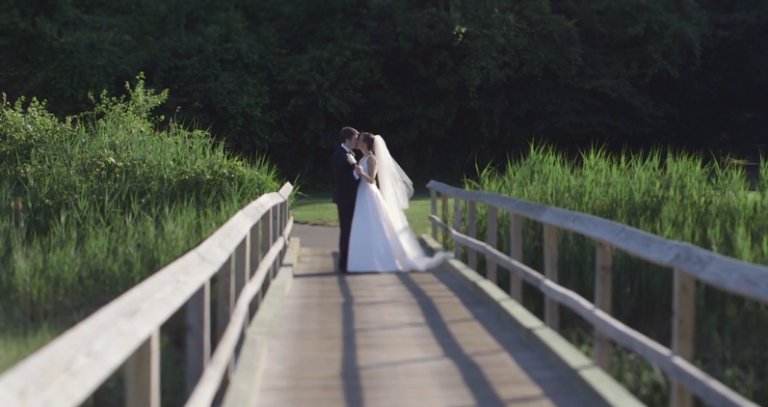 Bridge Bride & Groom